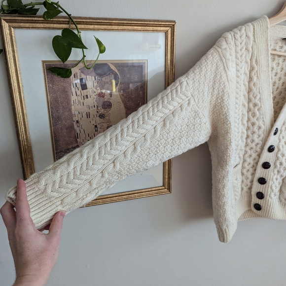 Carraig Donn Merino Irish Wool Cardigan, size medium - Picture 4 of 7